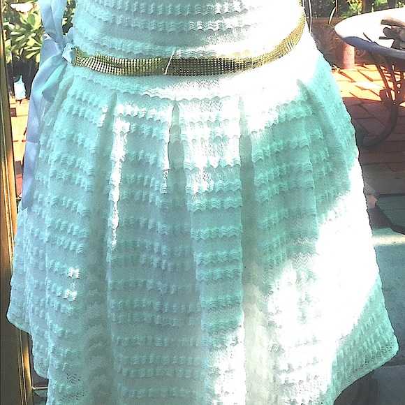 Skater Winter White GUESS Ruffle Tennis Dress Style w 90’s Gold Mesh Belt SZ 4 - Picture 6 of 11